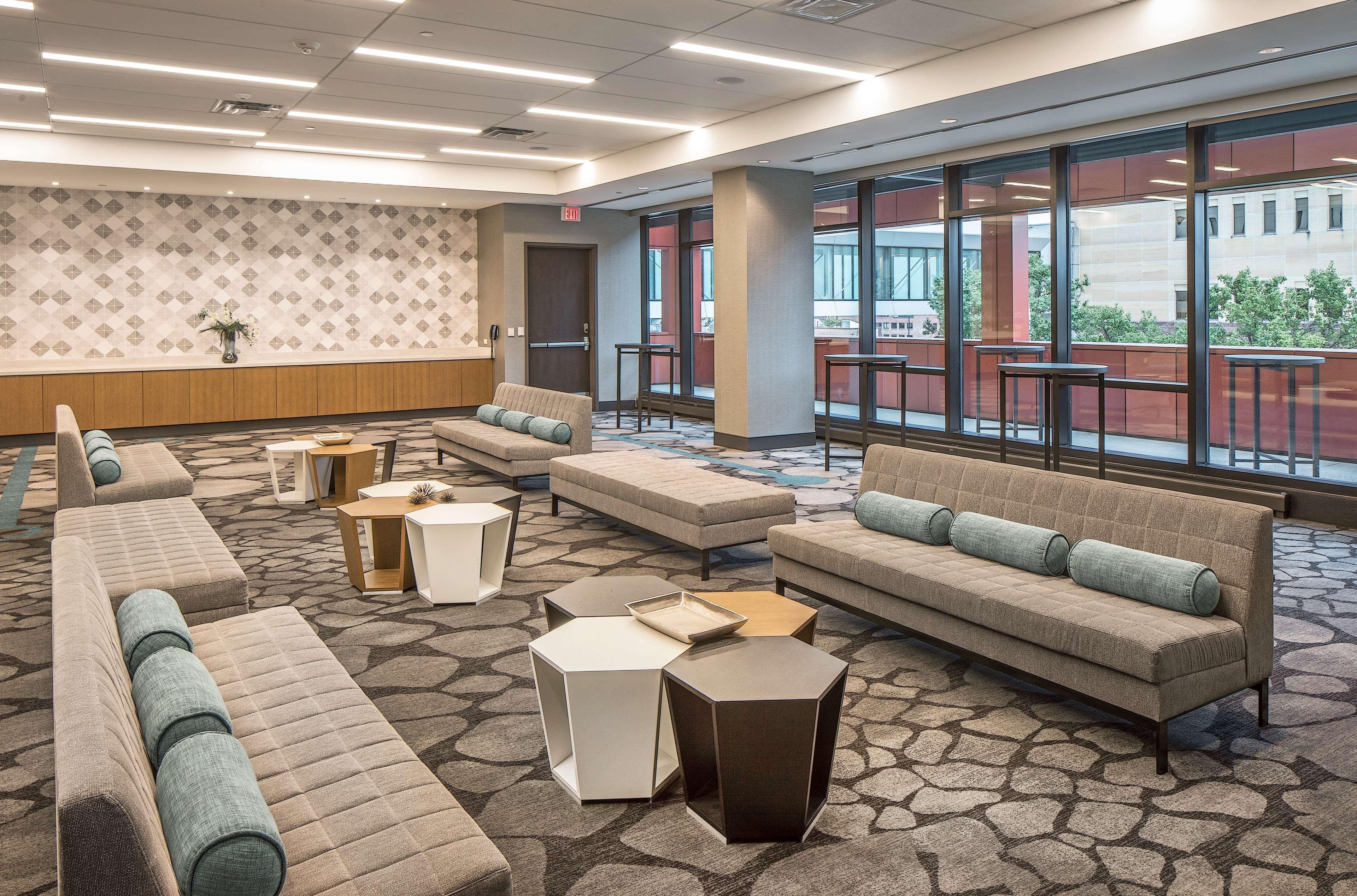 Hotel Hilton Des Moines Downtown Zewnętrze zdjęcie